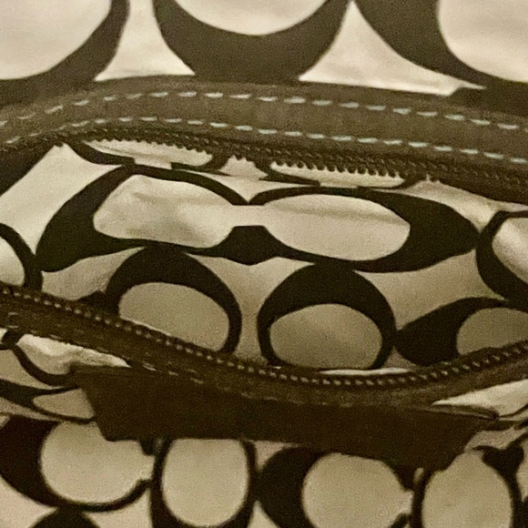 Coach Mini Hampton Tote - Picture 4 of 10